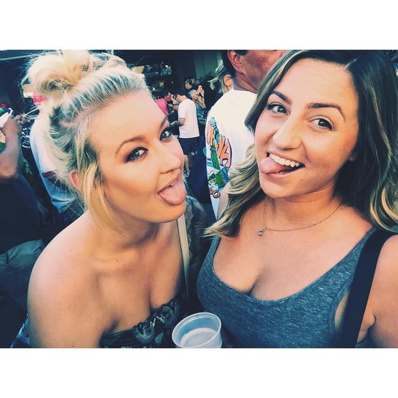 Meet your Posher, Bree - Picture 2 of 2