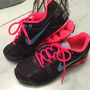 Women's Black Nike REAX Run 8.