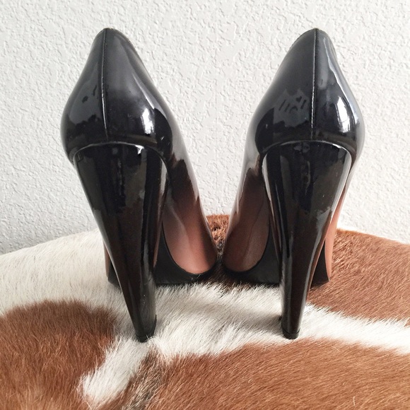 Prada ombré unique heel super adorable - Picture 3 of 3