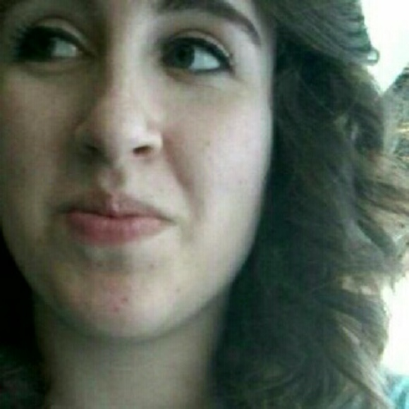 Meet your Posher, Ruth - Picture 1 of 1