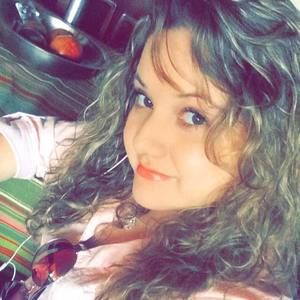 Meet your Posher, Clara