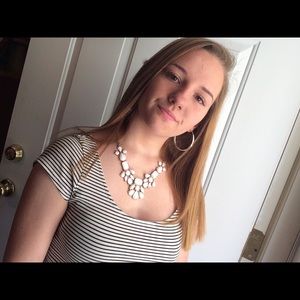 Meet your Posher, Devan