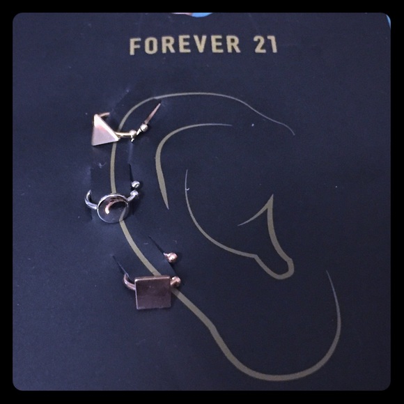 Forever 21 Geo ear cuff set