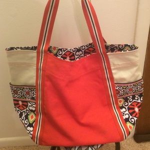 Vera Bradley large tote bag