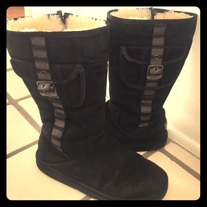 Black Uggs 'retro cargo' special edition w/pockets