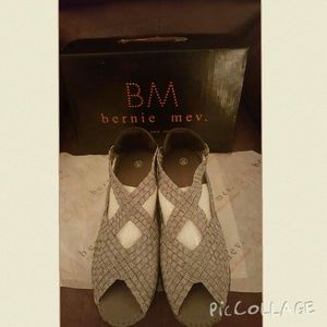 ♡♡ Bernie Mev ♡♡