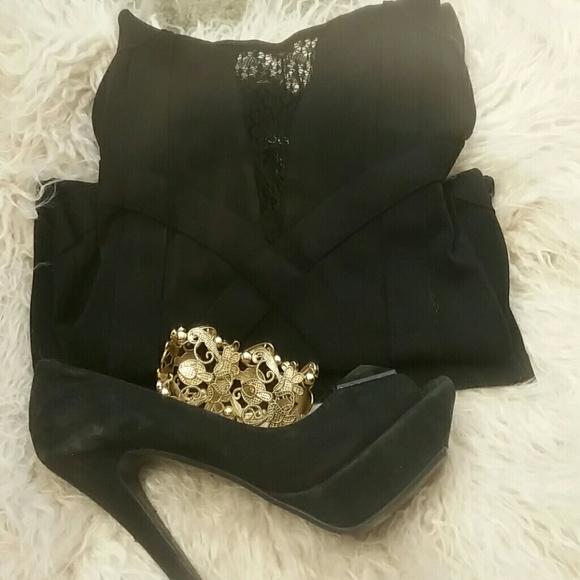 Sexy little black bebe bodycon dress
