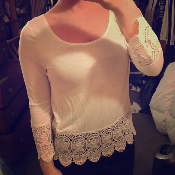 Rue21 Tops - White Lace 3/4 Sleeve Shirt