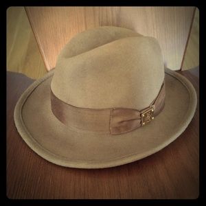Tory Burch Fedora