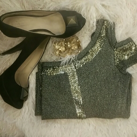 Metallic oneshouper bebe dress