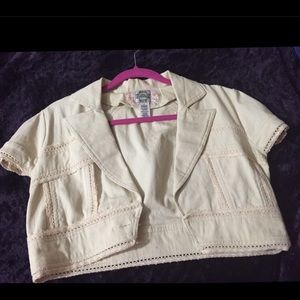 Short sleeve cropped jacket