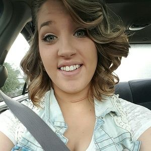 Meet your Posher, Marissa