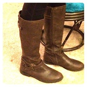 BOTTOM PRICE! Chocolate tall riding boots!