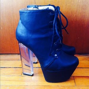 Super cool Black platform glass heel boot!! 😱😊👍