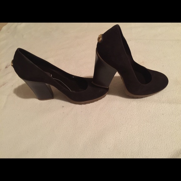 BCBGMAXAZRIA like new