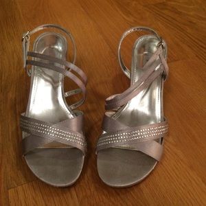 Formal Metaphor High Heels