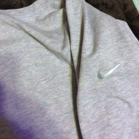 Nike crew neck! - Picture 2 of 3