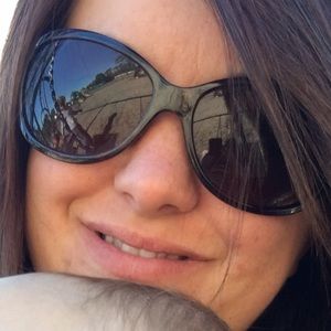 Meet your Posher, Dana