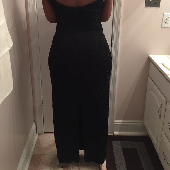 Spaghetti Strap Evening Gown 🔷FINAL PRICE🔷 - Picture 2 of 4