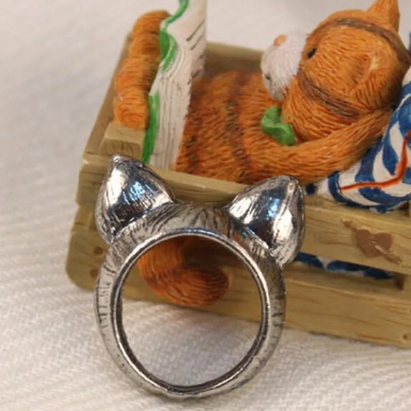 🎉Host Pick🎉 New cat ear ring - Picture 3 of 3