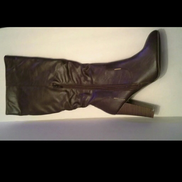 **Let It Go****Paula Abdul Forever Boots