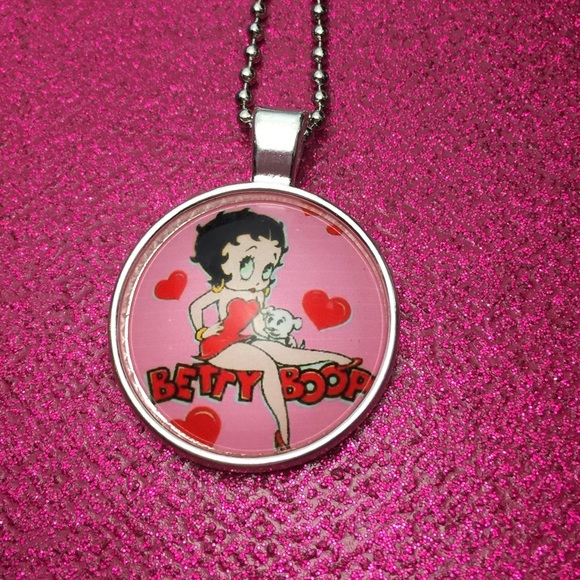 Jewelry - Pink Betty Boop necklace *