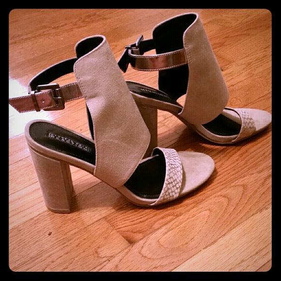 Kenneth Cole Reaction Suede Leather Chunky Heels