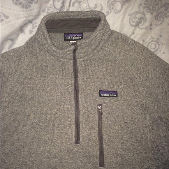 Grey Patagonia pullover!