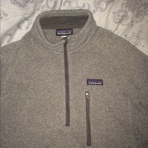 Grey Patagonia pullover!