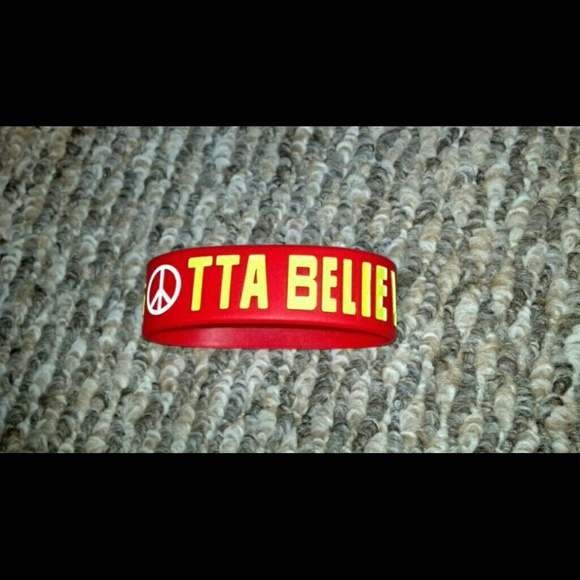 "Gotta believe" bracelet