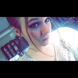 Meet your Posher, Haleigh