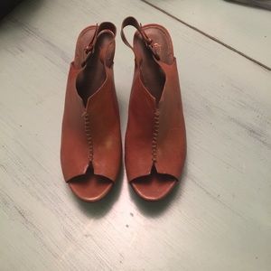 Leather Brown B. Makowsky Platform.