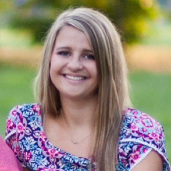 Meet your Posher, Rebecca - Picture 1 of 1
