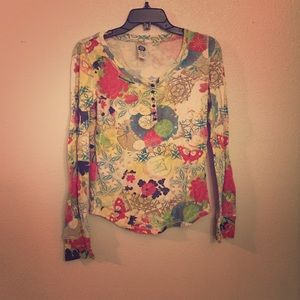 Lucky Brand longsleeved top. Size medium
