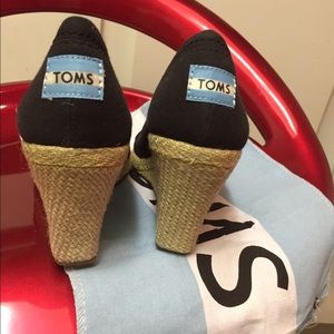 Toms- W black Wedge