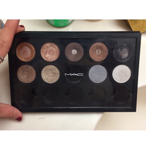 NOT AVAILABLE TO SHIP UNTIL JAN 18TH OUT OF TOWN