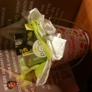 Tyra banks christmas set