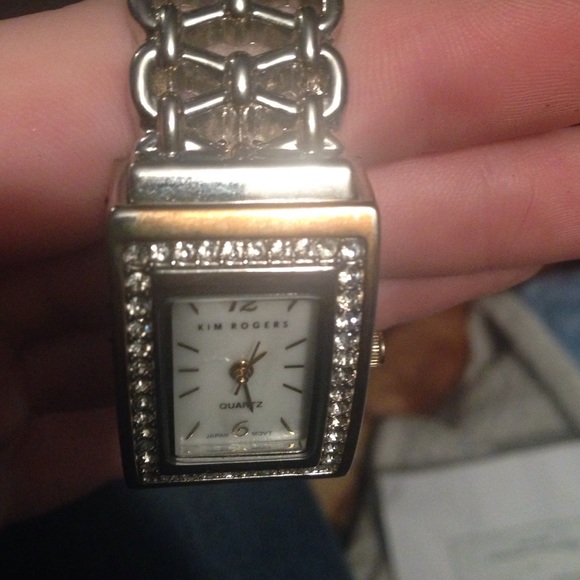 Watch - Picture 2 of 3