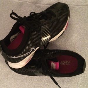 Black leather nike's