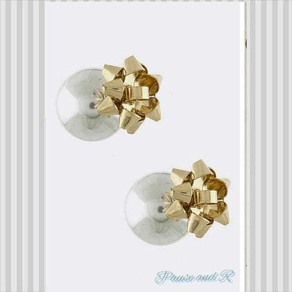 Sold out! Gift Bow Earrings!!