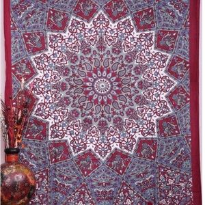 Brand new tapestry!💞