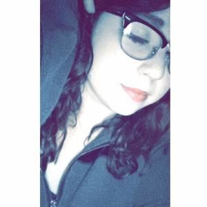 Meet your Posher, Tesia