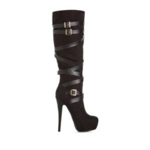 Black heeled boots
