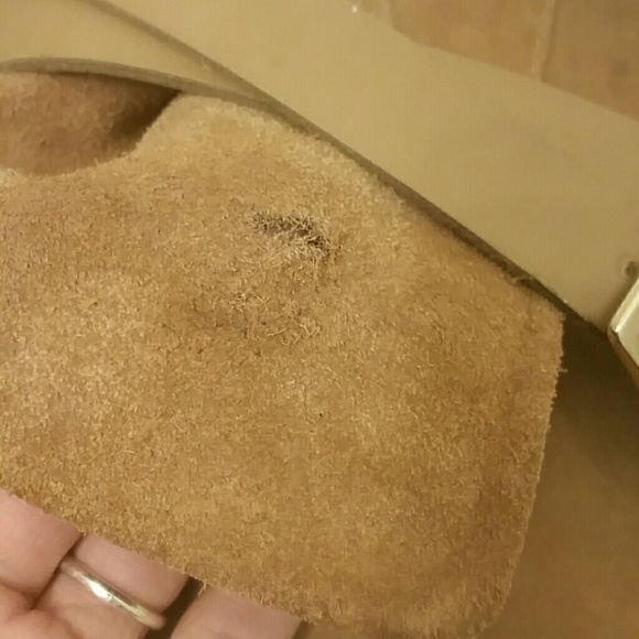 Tan cute boot - Picture 3 of 3