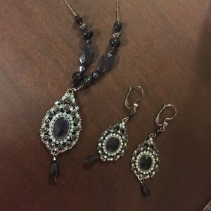 Black and silver Jewelry set