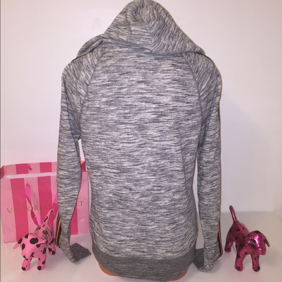 🚫SOLD🚫NEW PINK VS HOODED FULL ZIP - Picture 3 of 3