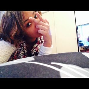 Meet your Posher, Amaya