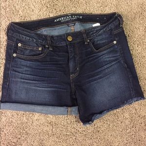 American Eagle boyfriend midi shorts, size 8