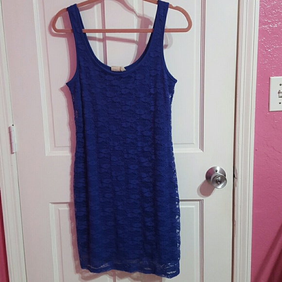 🎈 Blue dress