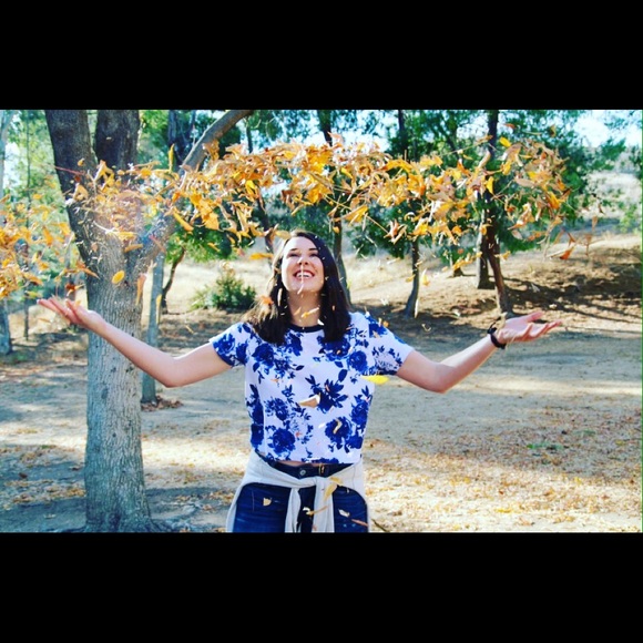 Meet your Posher, Rebekah - Picture 1 of 1